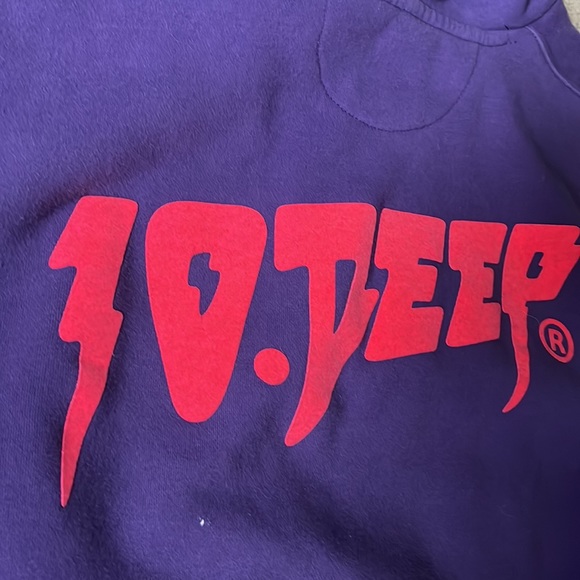 10 Deep purple pullover - Picture 3 of 3